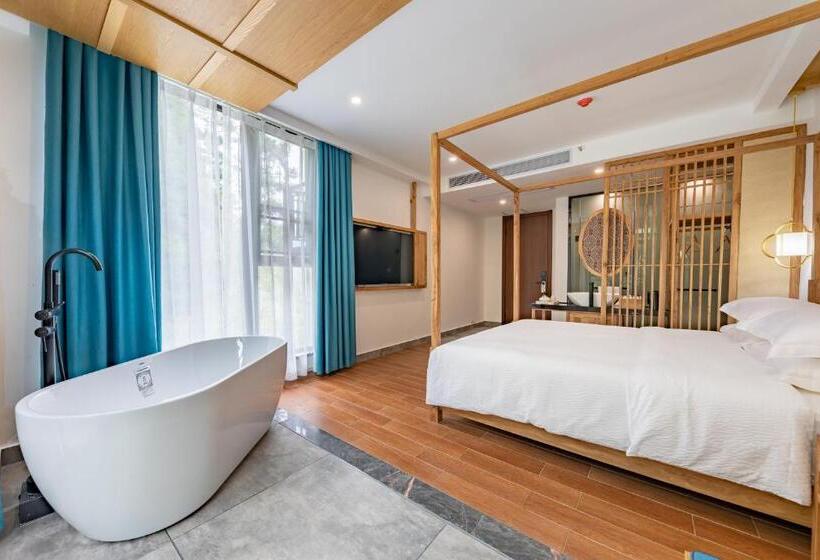 חדר סטנדרט עם מרפסת, Zhangjiajie Qiquan Vacation B&b