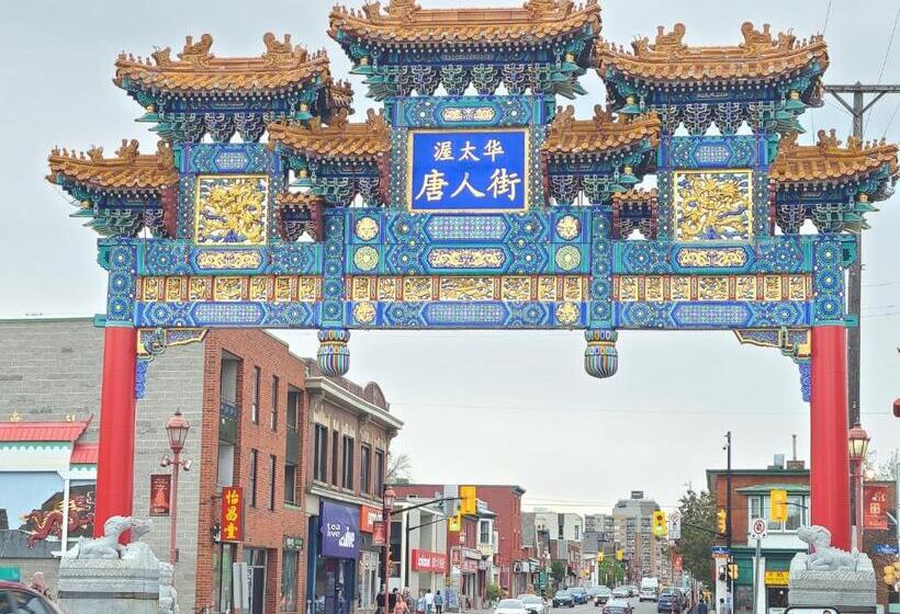 غرفة عائلية حمام مشترك, Downtown Ottawa Spacious Room Accommodation