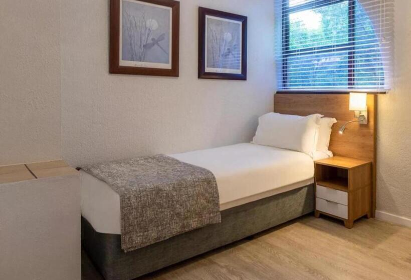 شاليه سوبيريور غرفة نوم واحدة, Blue Zone Leisure At Pine Lake Inn Resort