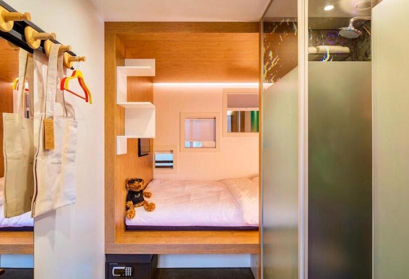 اتاق عادی, Bunk Hostel Utrecht