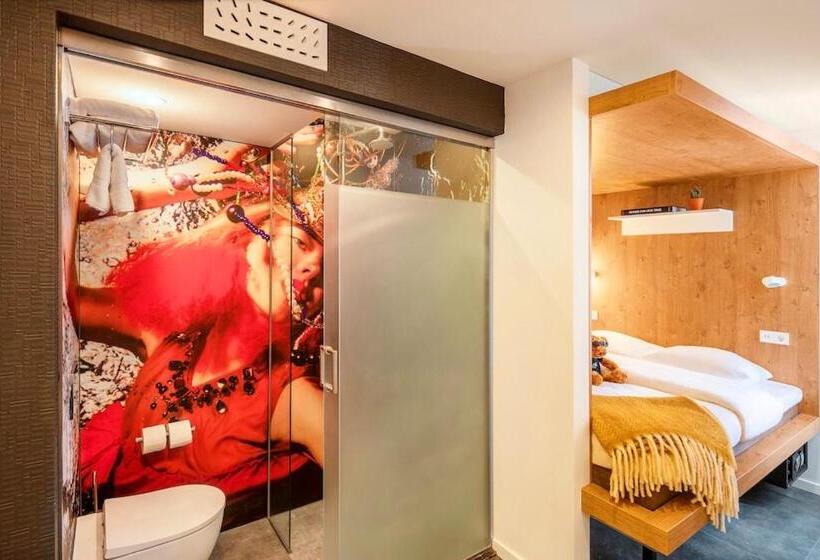 اتاق استاندارد, Bunk Hostel Utrecht