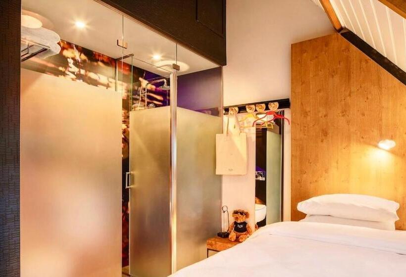 اتاق سوپریور, Bunk Hostel Utrecht