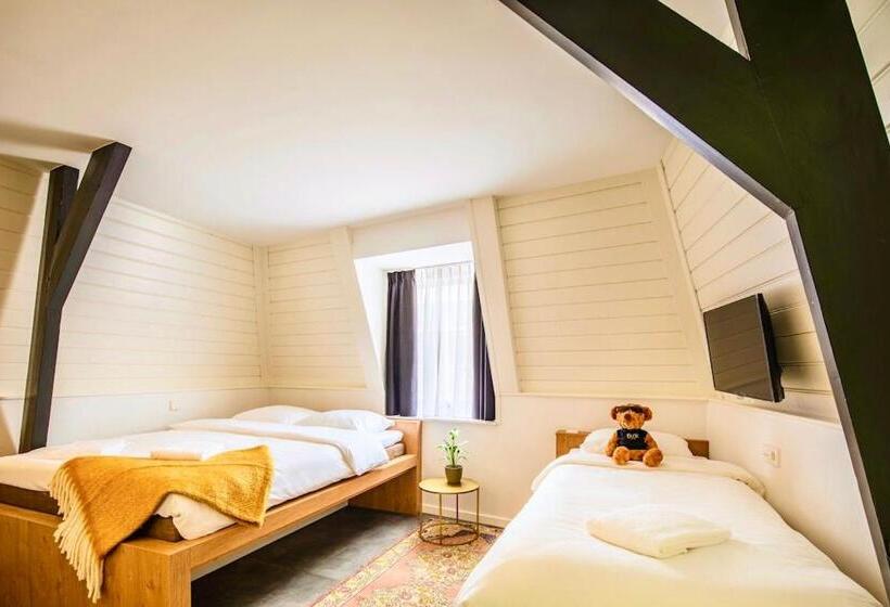 اتاق استاندارد سه نفره, Bunk Hostel Utrecht