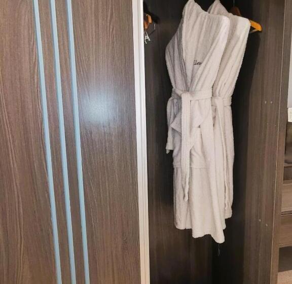 Suíte Vista Mar, فنـــــــــدق ايليفــــــــــــار Elevar