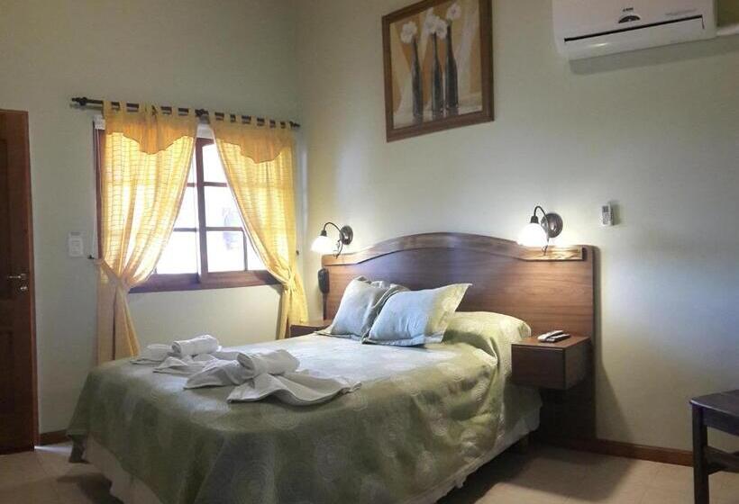 اتاق لوکس با بالکن, Del Infinito