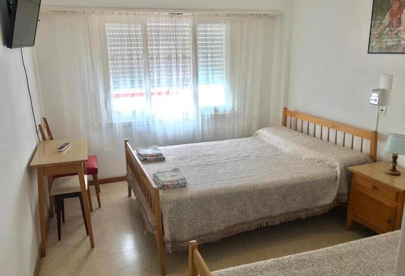 스탠다드 트리플 룸, España