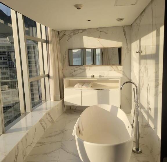 اتاق خانوادگی, Nacional Rio De Janeiro