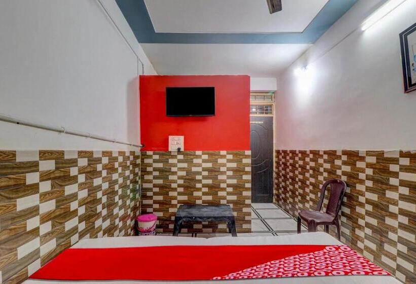 غرفة كلاسيكية ثلاثية, Oyo Flagship Rajan Residency