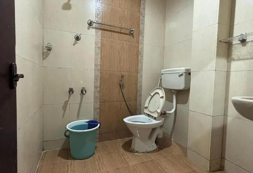スタンダード４人部屋, Chinmayi Tourist Home   Opposite To Temple Only 50 M