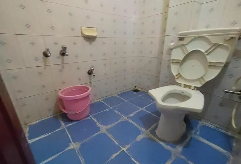 スタンダード４人部屋, Chinmayi Tourist Home   Opposite To Temple Only 50 M