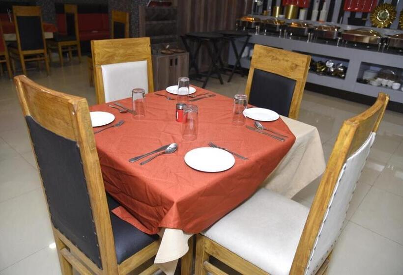 Номер Deluxe, Variety Inn