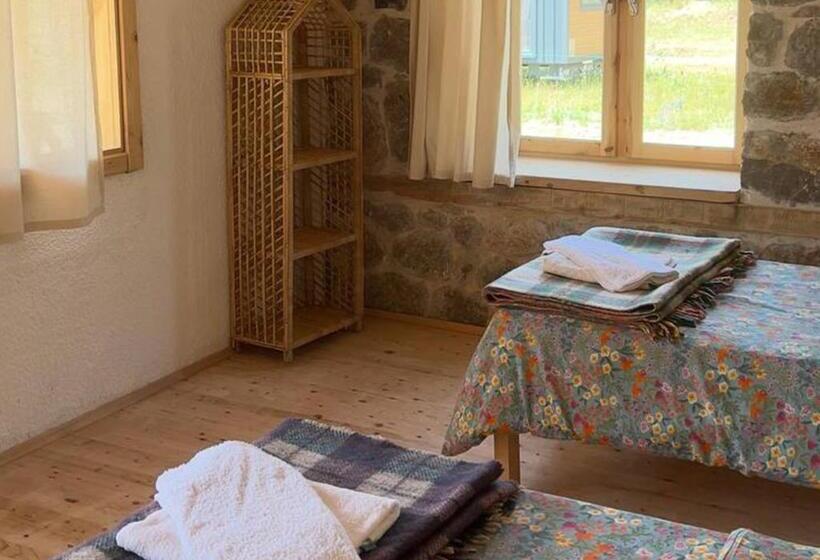 带观景的标准间, Yuva Eco Centre