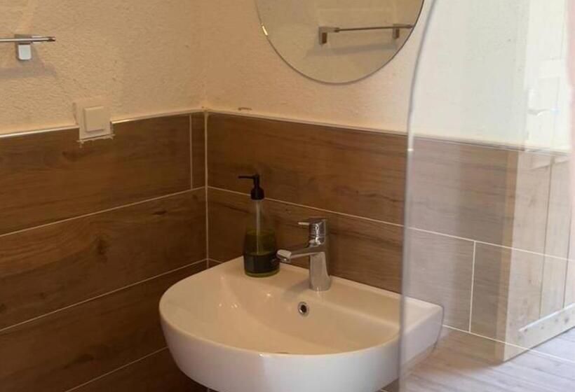 家庭间, Yuva Eco Centre