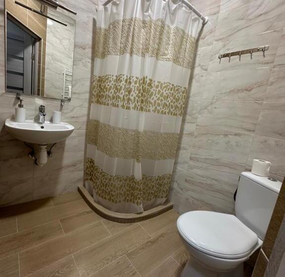 Четырехместный Номер Стандарт, Modern Apartments Uzhgorod