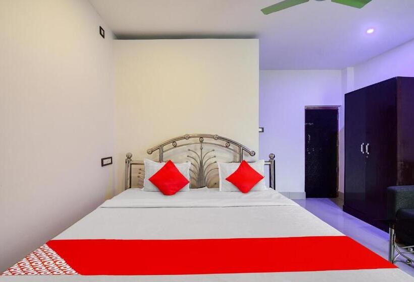 デラックストリプルルーム, Hotel O Mango Leaf Hotel & Restaurant