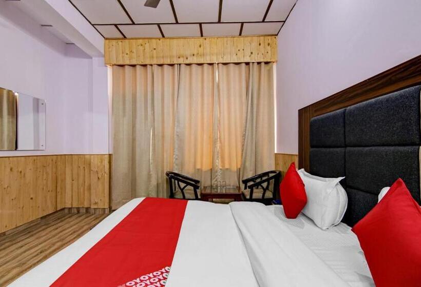 اتاق کلاسیک سه تخته, Canadian Cottage Dalhousie