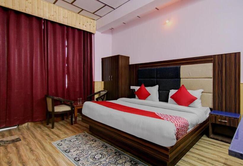 اتاق کلاسیک سه تخته, Canadian Cottage Dalhousie