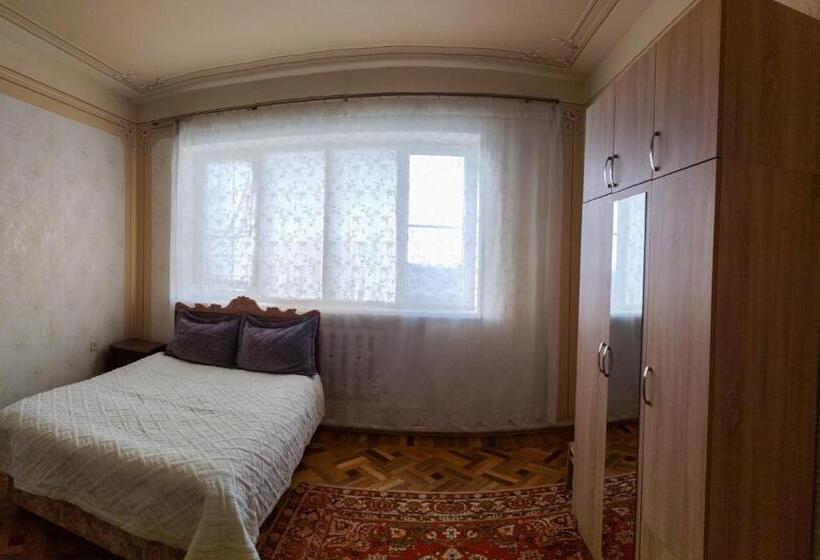 스탠다드 룸, Airport To Echmiadzin Guest House