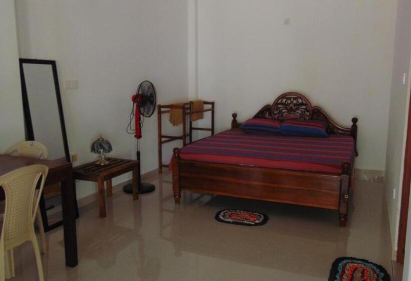 اتاق استاندارد, Ruka Homestay