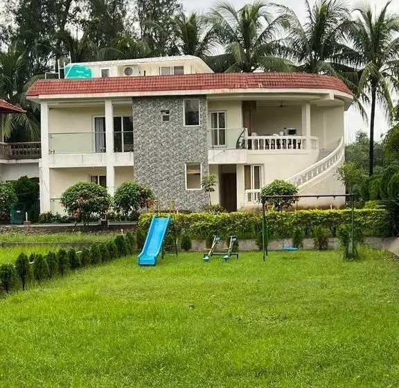 Juniorsviitti Puutarhanäkymä, Damodar River Retreat, Uluberia