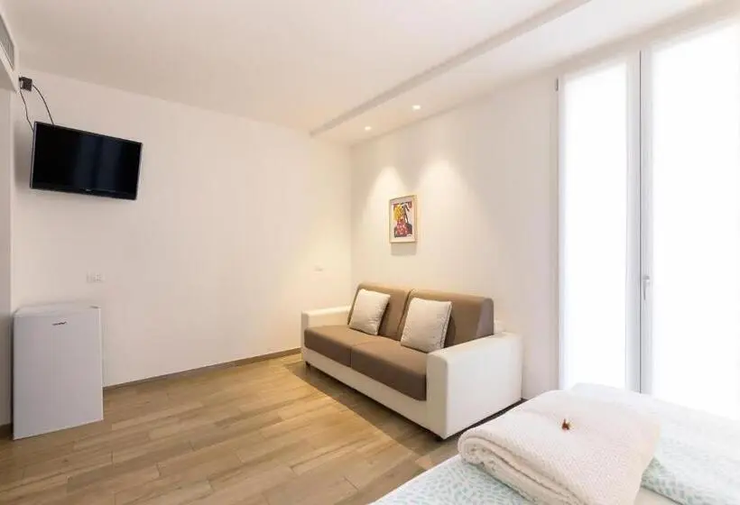 اتاق راحتی سه تخته, B&b Fiera In Cascina