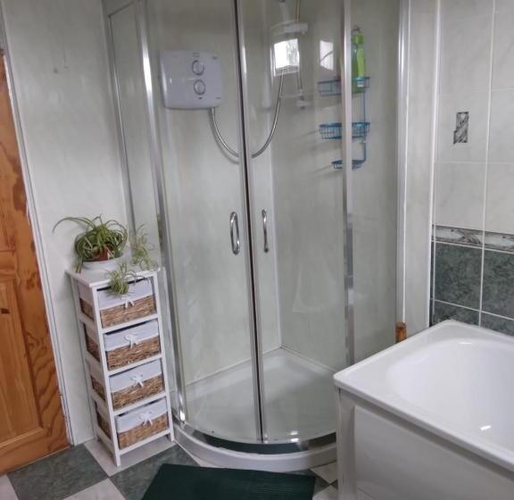 디럭스 룸, Tess S Guest House R95k6n1 This Property Is Unsuitable For Children Under 12 Years Old