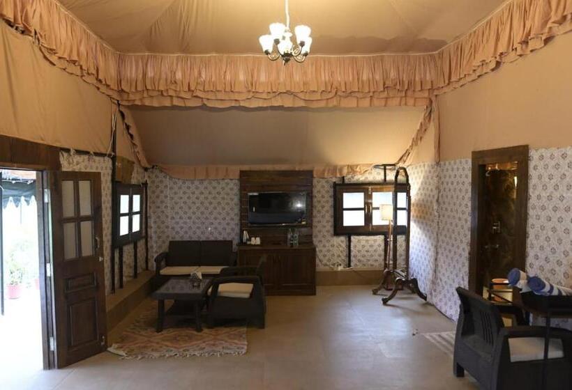 豪华套房, Blue Lagoon Resort