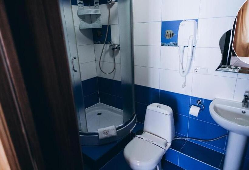 غرفة سوبيريور رباعية, новий