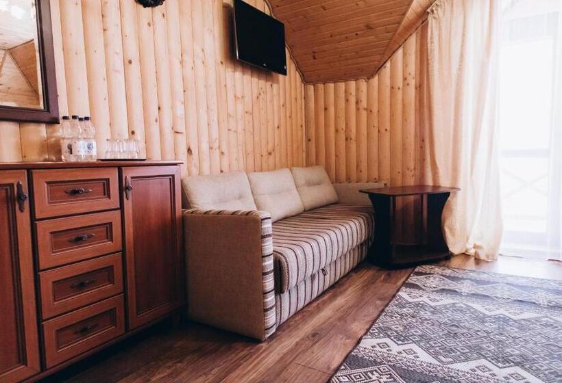 غرفة سوبيريور رباعية, новий