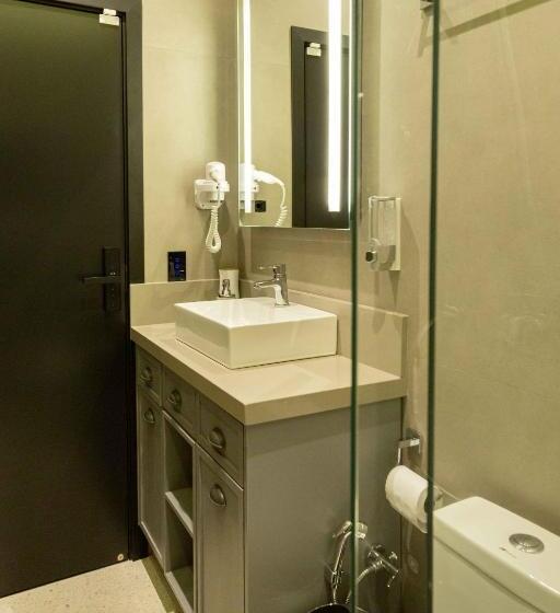 스탠다드 룸 공동 욕실, Elephant Office Brasil