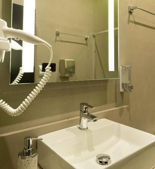 스탠다드 룸 공동 욕실, Elephant Office Brasil