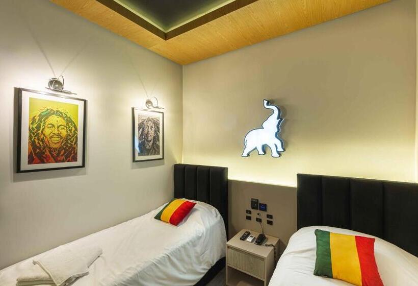 스탠다드 룸 공동 욕실, Elephant Office Brasil