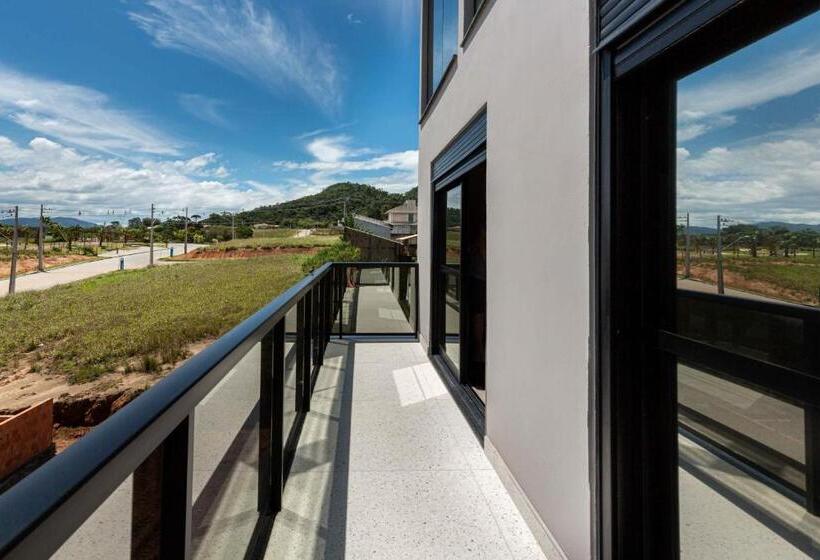 디럭스 스위트, Elephant Office Brasil