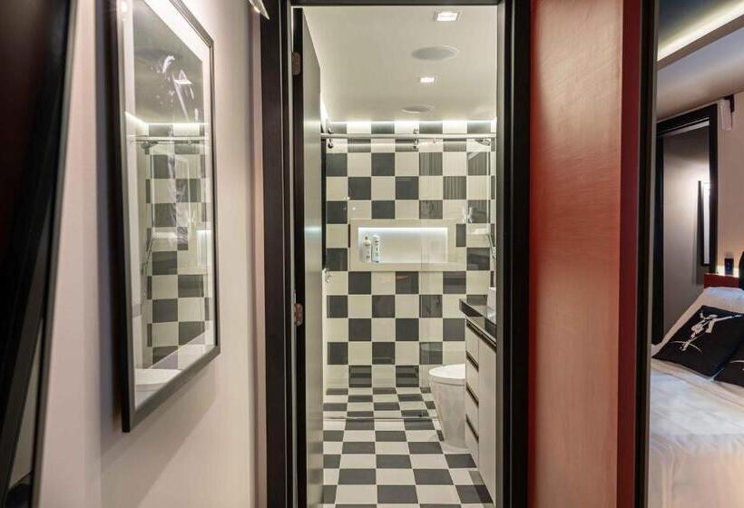 주니어 스위트, Elephant Office Brasil