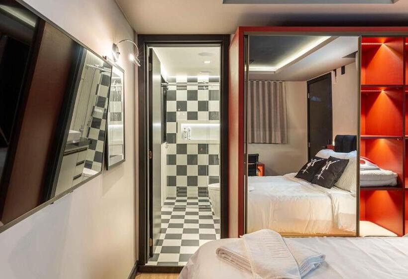 주니어 스위트, Elephant Office Brasil