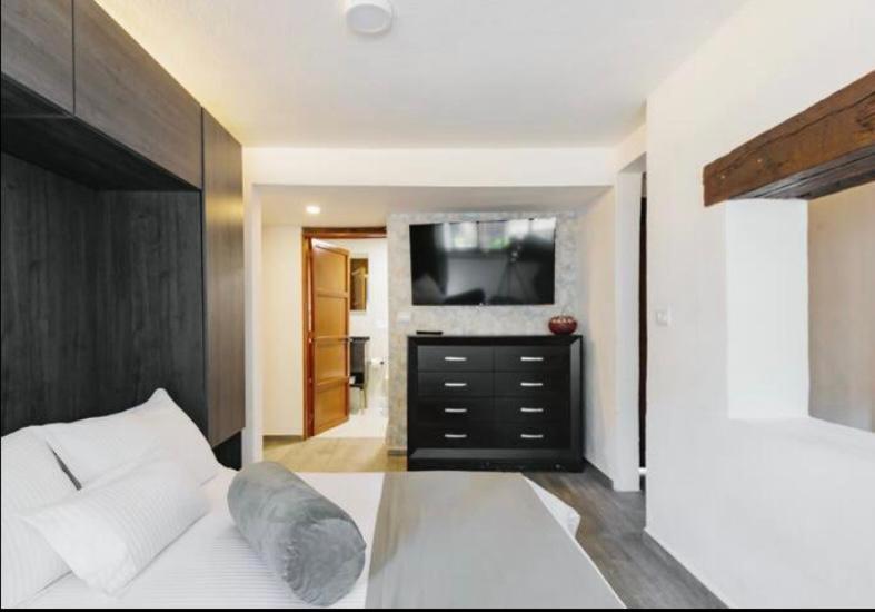 إستوديو سوبيريور, Siete Puertas Coyoacán