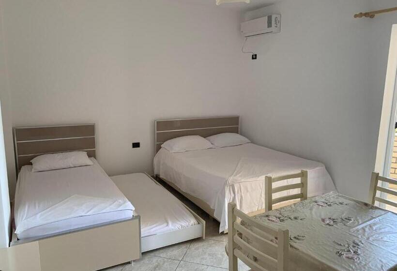 חדר קלאסי לארבעה, Vila Beni