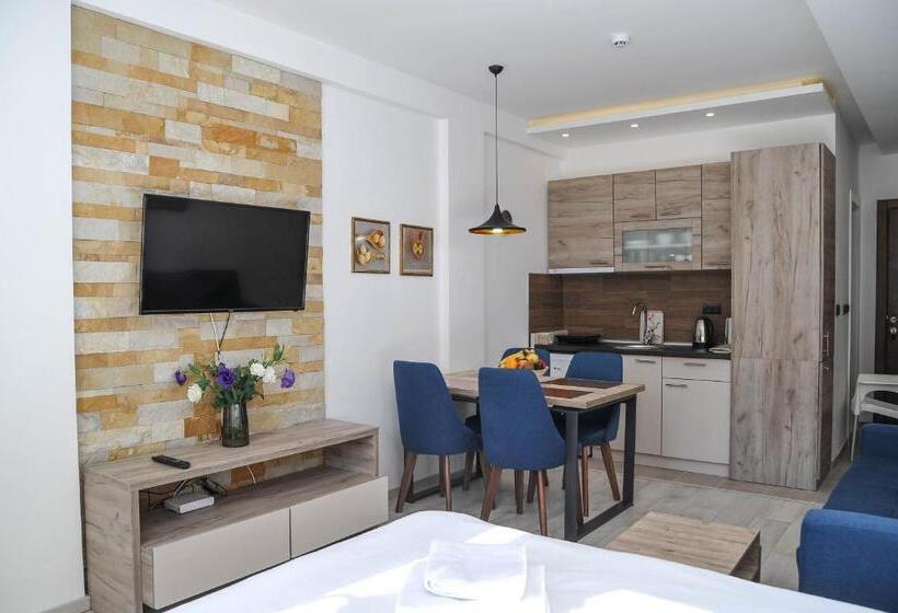 استودیو استاندارد با تخت کینگ, Milmari Resort   Lux Apartment