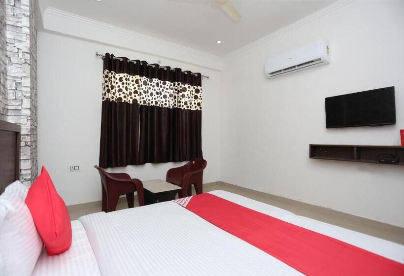 غرفة كلاسيكية ثلاثية, Oyo Hotel Vandana