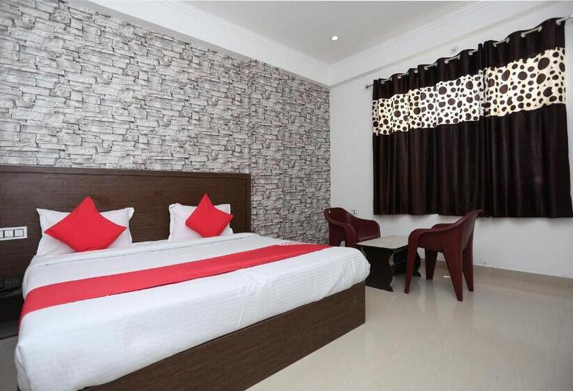 غرفة كلاسيكية ثلاثية, Oyo Hotel Vandana