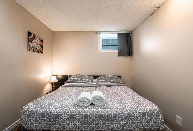 فيلا 4 غرف نوم, A Home By Chinook Mall And Heritage Park