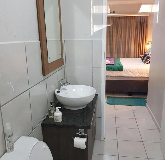 غرفة ديلوكس, Js Inn