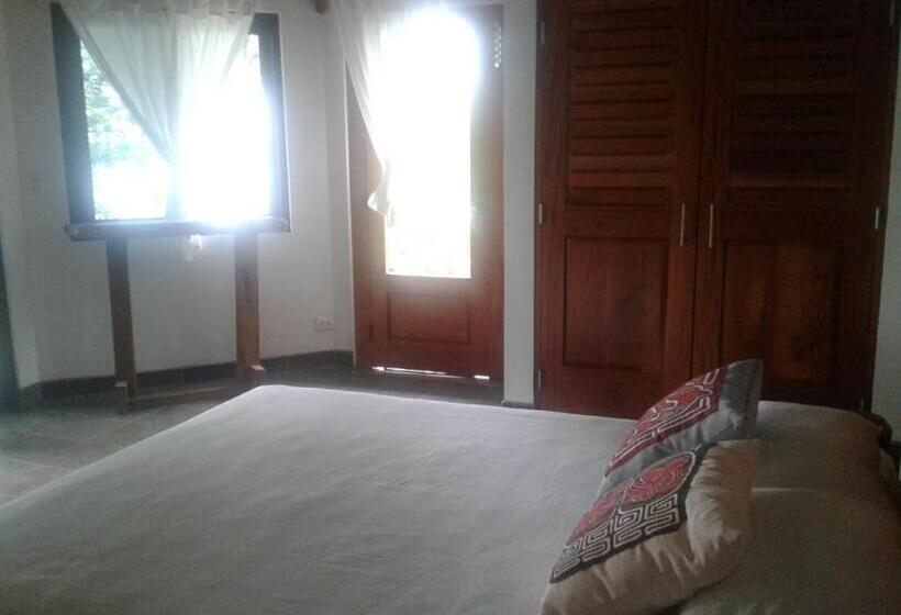 디럭스 룸 측면 바다 전망, Oceanfront Gem At La Joya De Lagarto