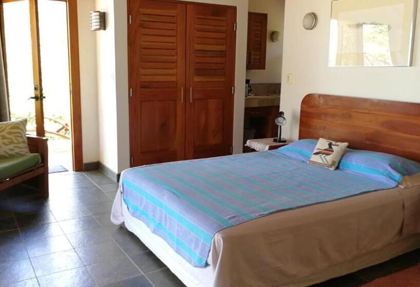 디럭스 룸 측면 바다 전망, Oceanfront Gem At La Joya De Lagarto