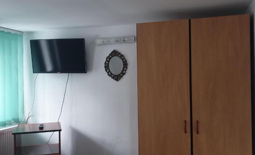 Номер Стандарт, Trei Brazi 39