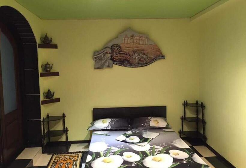 استودیوی لوکس, Vila Ella