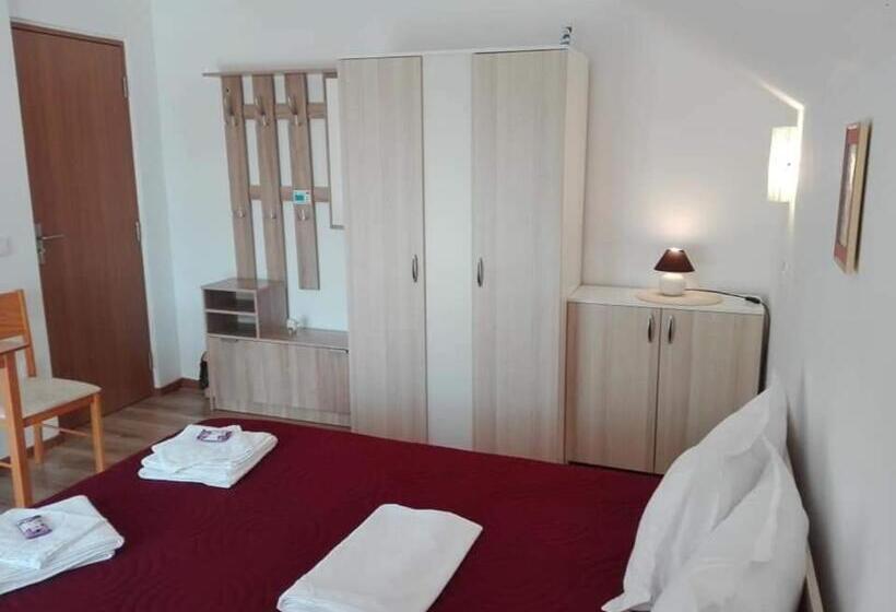 منزل 3 غرف نوم, Pensiunea Casa Murani