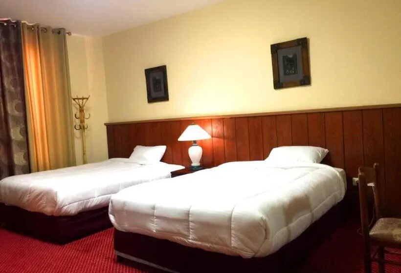 سوییت خانوادگی, Regency Hotel Hebron