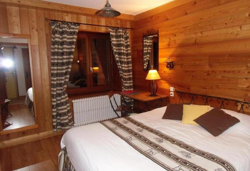 Номер Стандарт Вид на Горы, Auberge Aux 3 Frenes