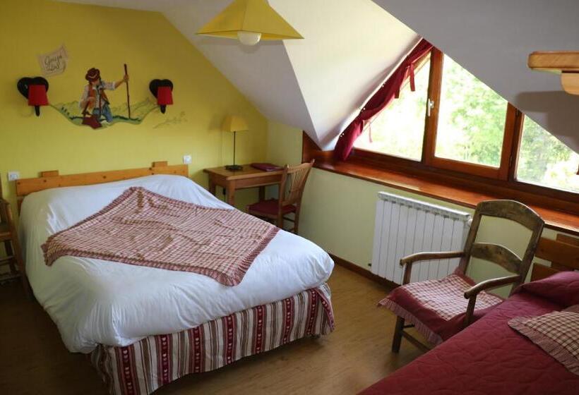 스탠다드 트리플 룸, Auberge Aux 3 Frenes